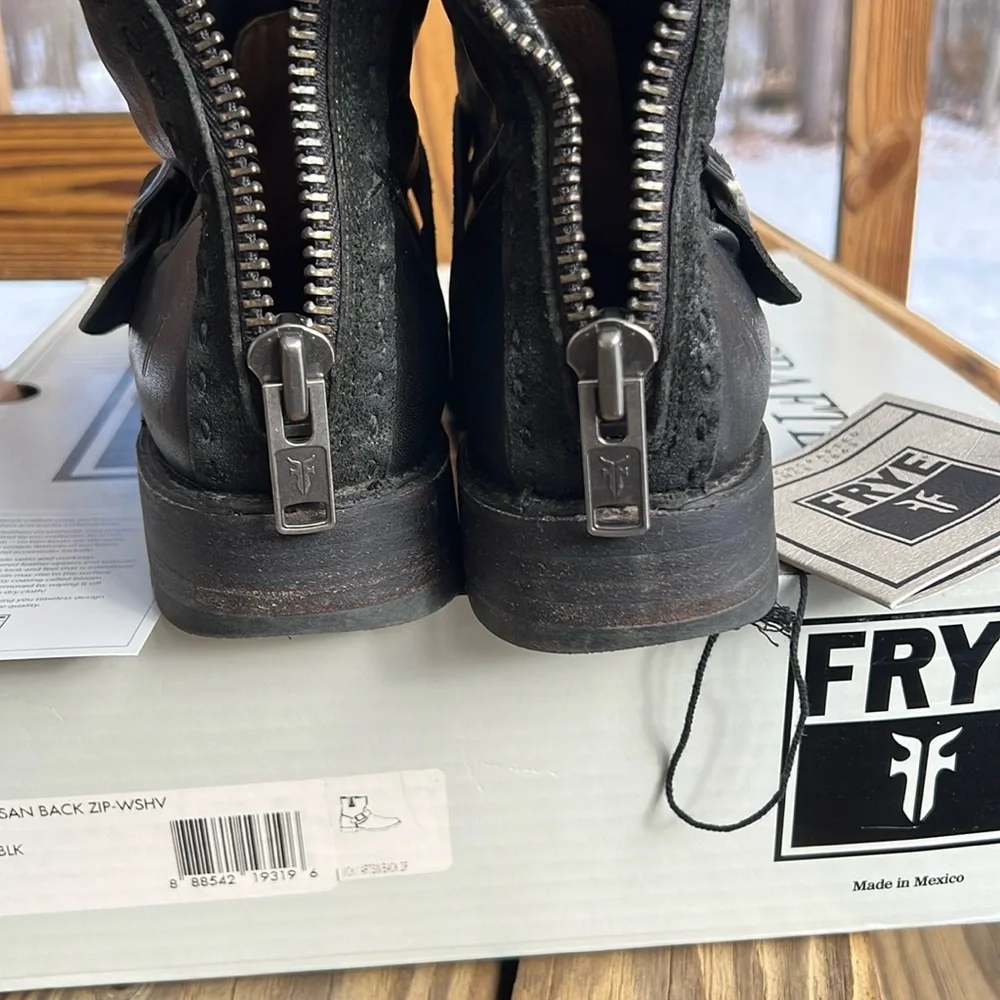 Frye Vicky Artisan Back Zip Distressed Boots  Moto Boots 9 🥳 Host Pick 🥳 - Picture 7 of 16